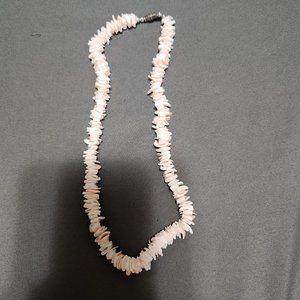 Puka Shell Necklace Pink/White